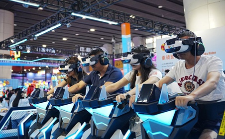 vr体验馆设备多少钱？