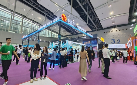 新手开VR体验馆的创业方案，首选影动力VR品牌厂家推荐