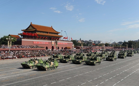 借九三阅兵科技之光：必将照亮影动力VR科技创新之路