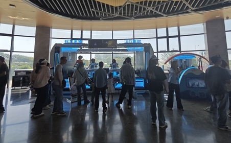 国庆假期荆门爱飞客极客公园影动力VR设备人气爆棚