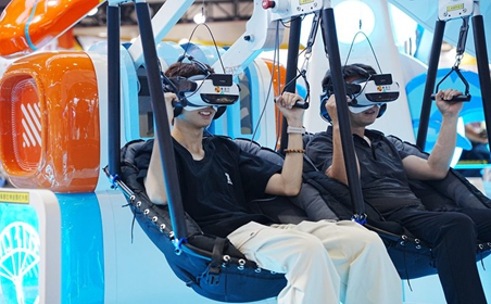 VR滑翔伞游戏设备怎么样？