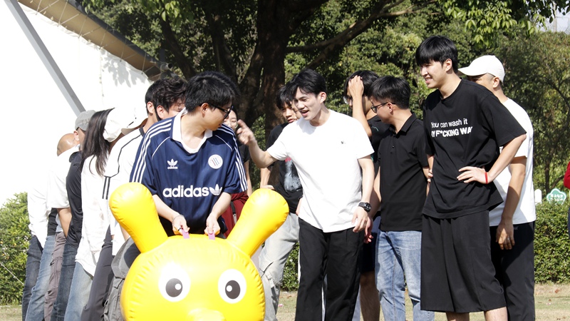 影聚一心 聚力前行,2025年影动力的“高能”放松日 影聚一心 聚力前行,2025年影动力的“高能”放松日