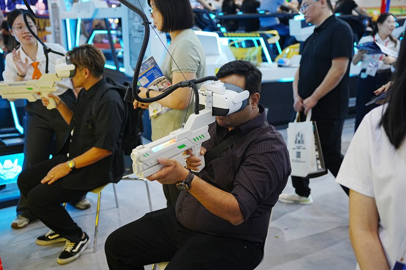 2026年VR体验馆创业指南：影动力VR设备选型以及源头厂家